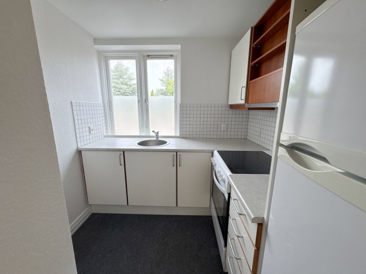 Bright and Well-Arranged One-Bedroom Apartment in Nørresundby - Lindholmsvej, Nørresundby - 0