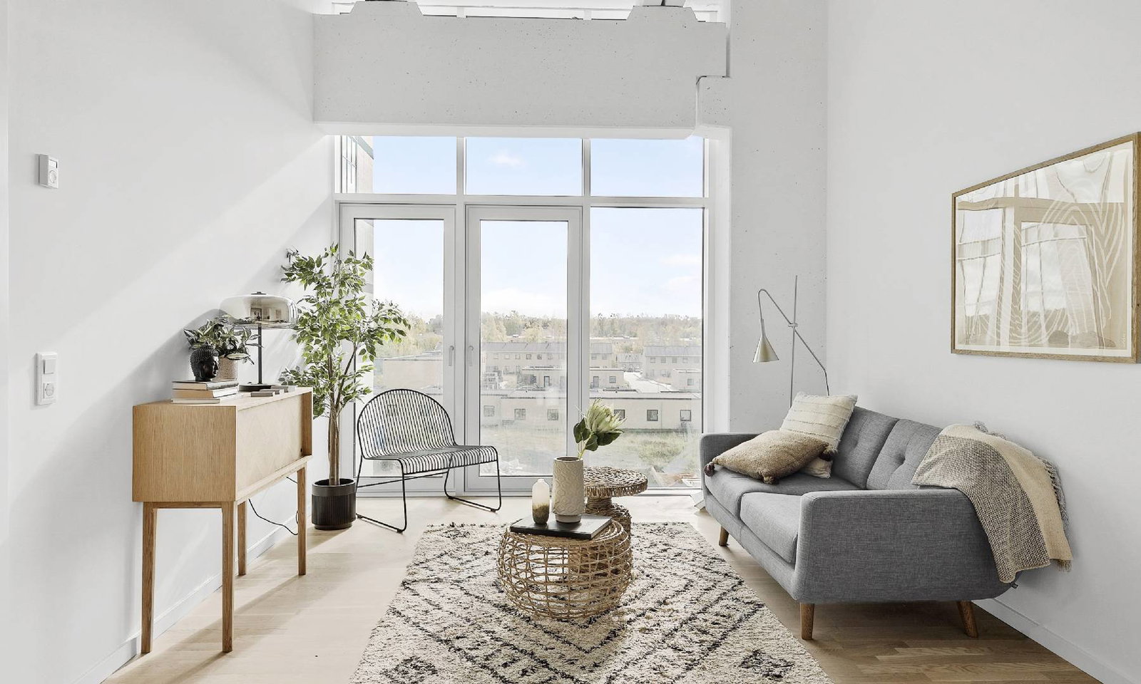 Visual presentation of the listing