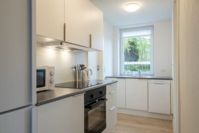 apartment Nyrenoveret møbleret 2-værelses lejlighed med parkering
