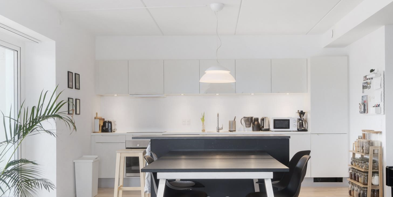 apartment 3 værelses lejlighed på 108 m² Tæt på Fields og Metro