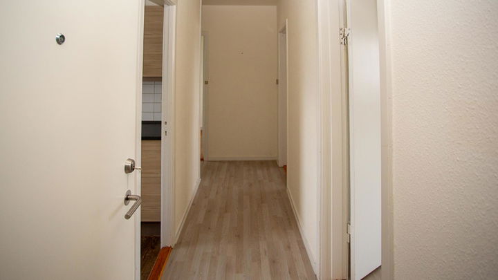 Renoveret lejlighed - nye vinduer og indgang - Stenbakkevej, Frederikshavn - 2