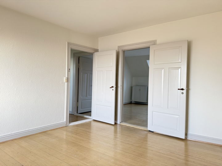 Spacious 4-room apartment 90 m² in the city center - Søren Møllers Gade, Randers C - 2