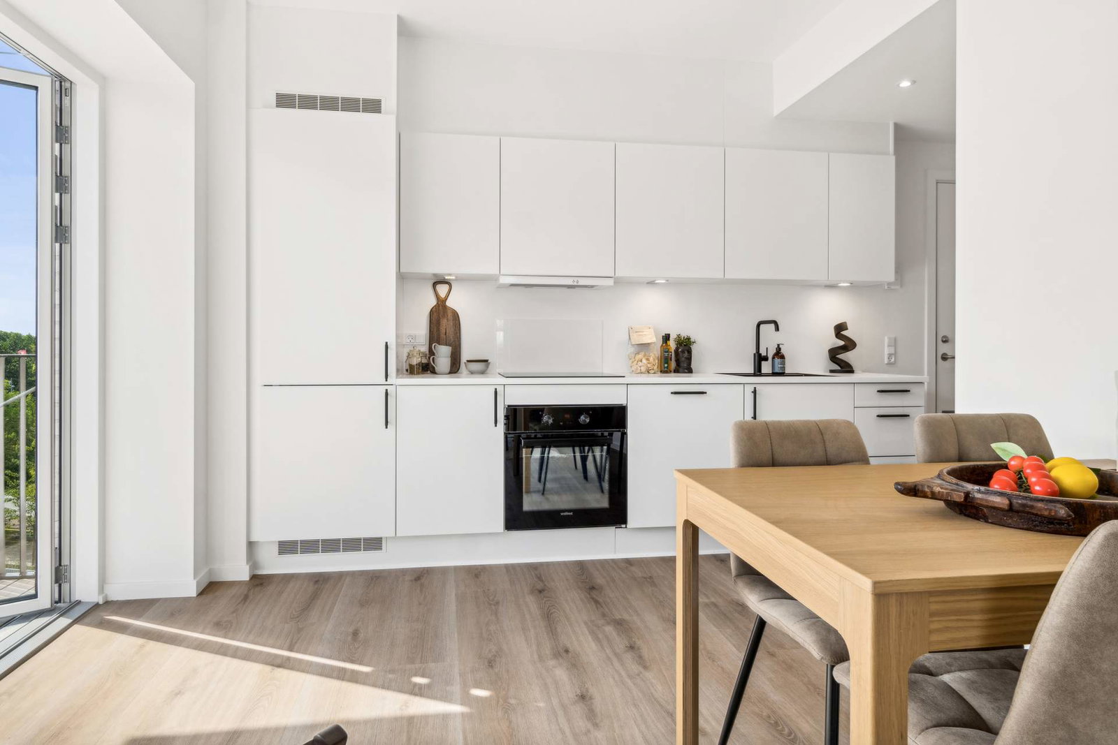 Visual presentation of the listing