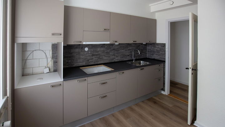 Renoveret lejlighed med nye vinduer og gulve - Stenbakkevej, Frederikshavn - 0