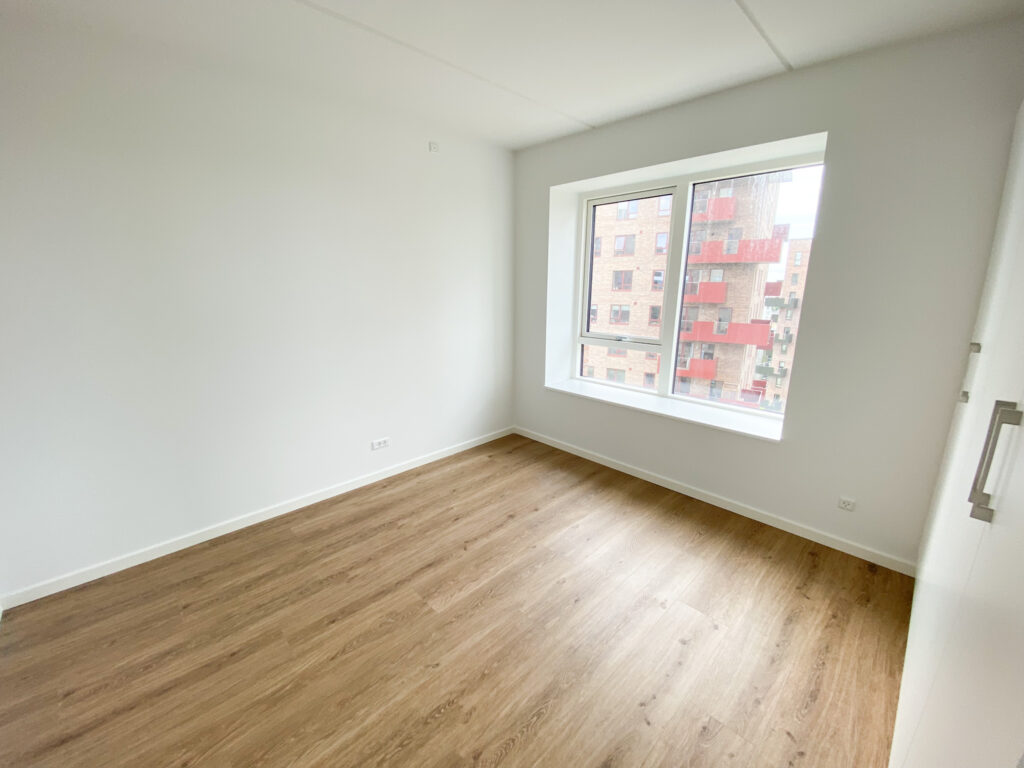 apartment Lys 2-værelses bolig med altan nær Eternitten