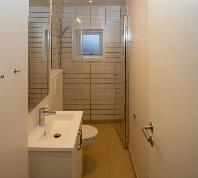 apartment Renoveret lejlighed med nye vinduer og gulve