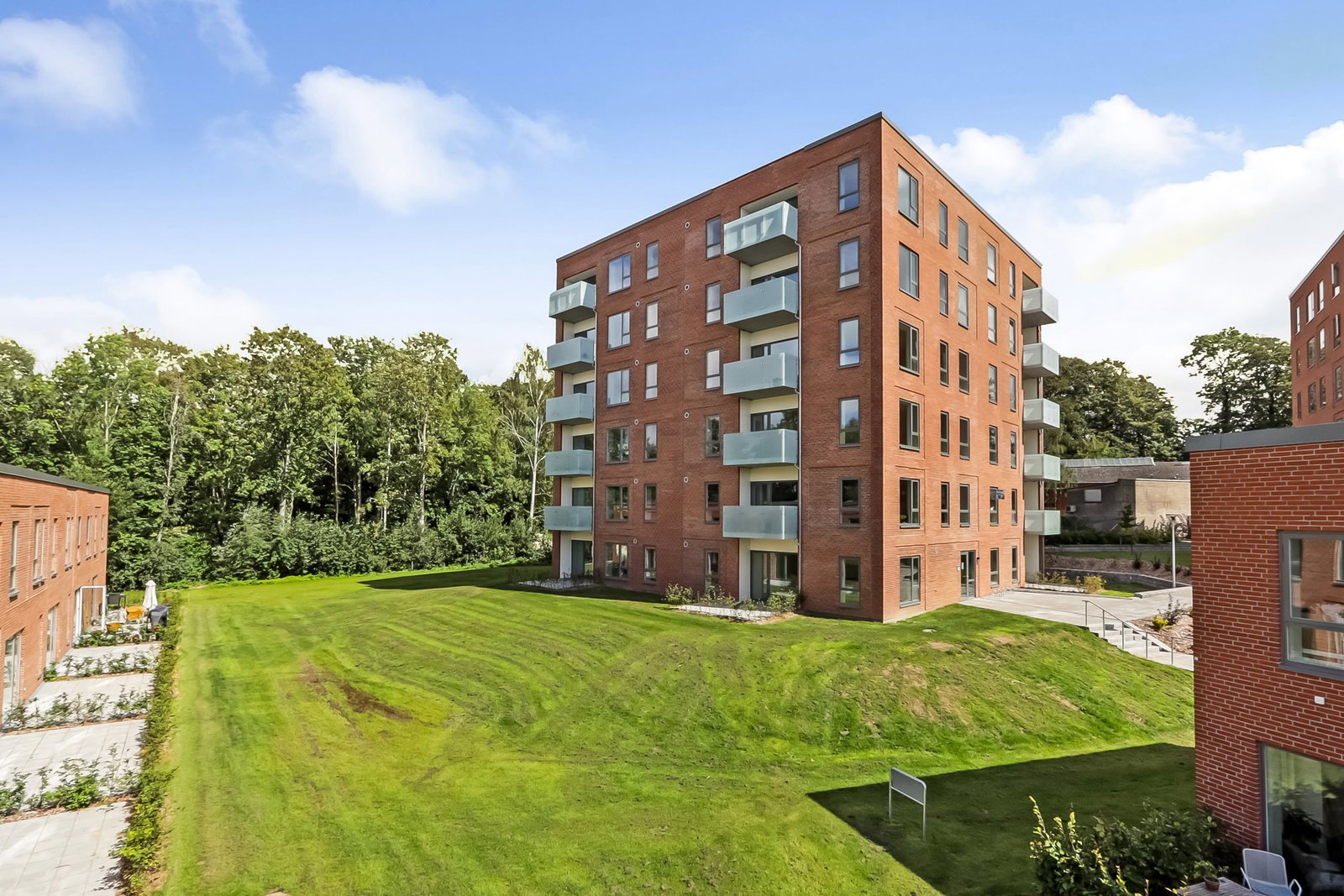 apartment Newly Built Apartment with Modern Comfort and Scenic Location