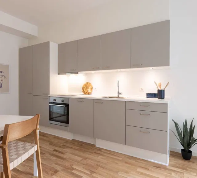 apartment Møbleret delevenlig 3-værelses lejlighed med to altaner