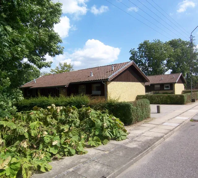 townhouse Lovely terraced house/house with 2 rooms in Dybvad