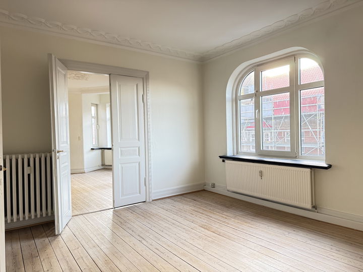 Charming 5-room apartment with two balconies - Prins Christians Gade, Randers C - 3