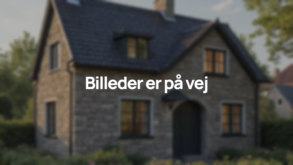 Elegant villa i første række til Karrebæk Fjord – 256 m² - Fjordbakken, Næstved - 0