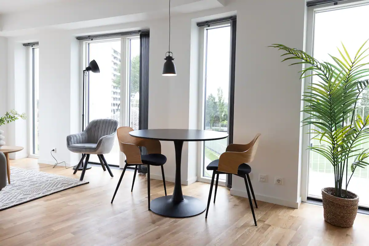 apartment Furnished studio apartment with two balconies