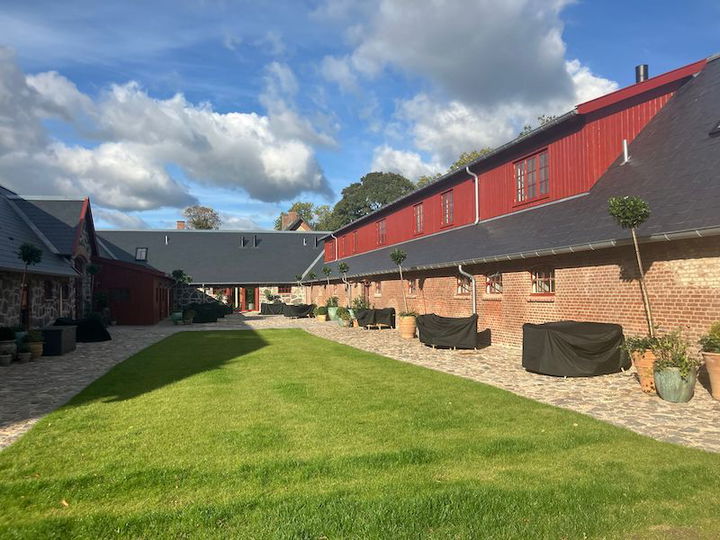 Brightly renovated apartment in a 148-year-old barn building - Munkholmvej, Kirke Såby - 1