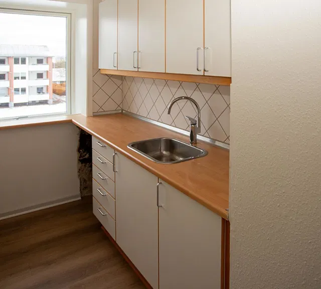 apartment Renoveret lejlighed med nye vinduer og gulve
