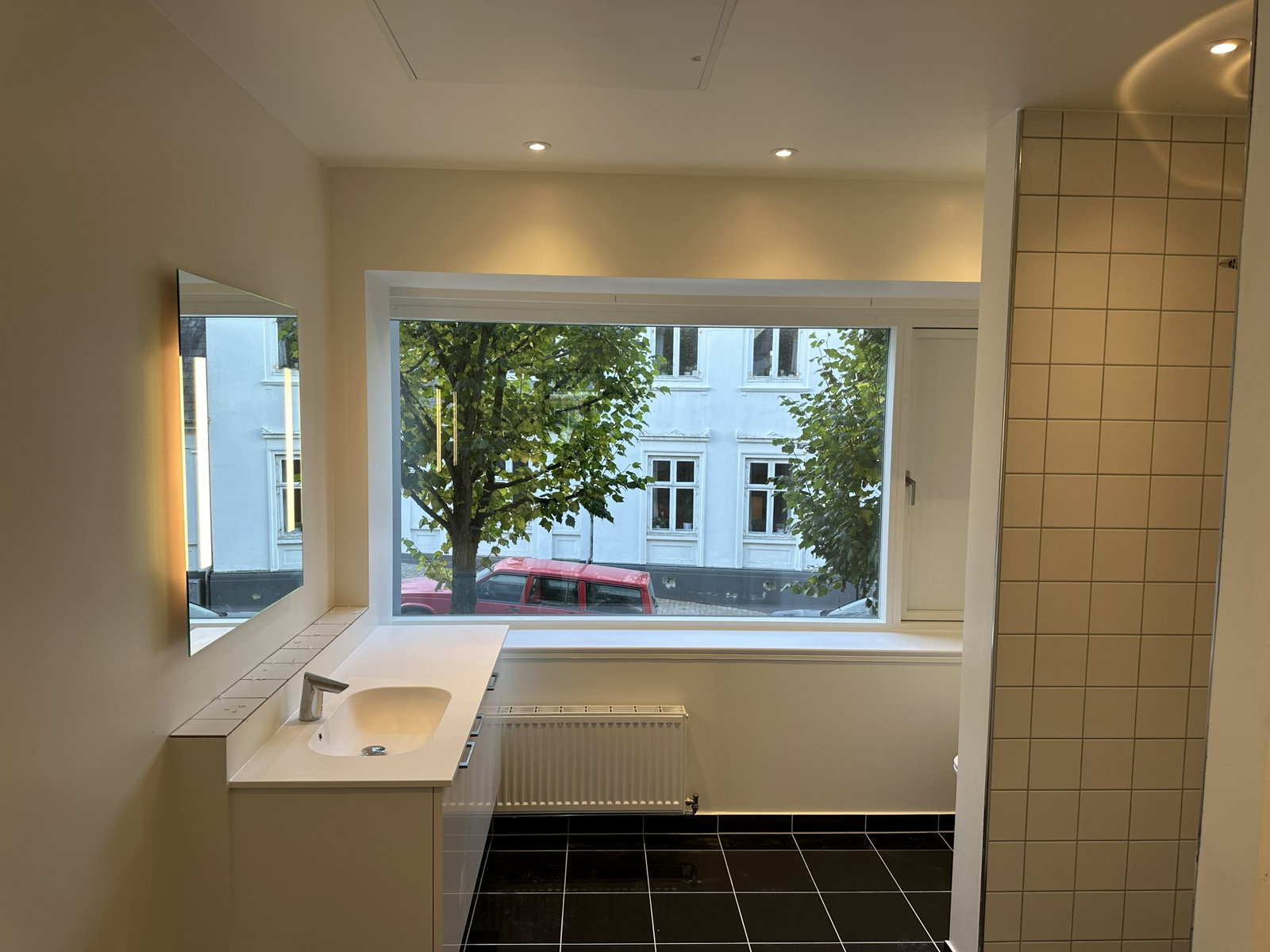 apartment Helt ny 3-værelses lejlighed, Altan, Elevator, 91 m²