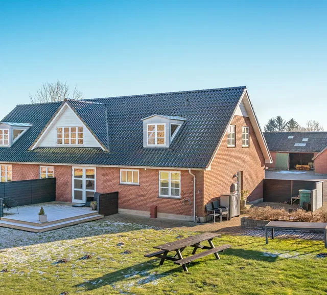 house Rummelig landejendom tæt ved Billund – 315 m²