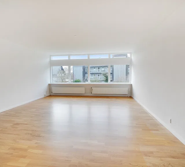 apartment 3- værelses lejlighed med plads til alle