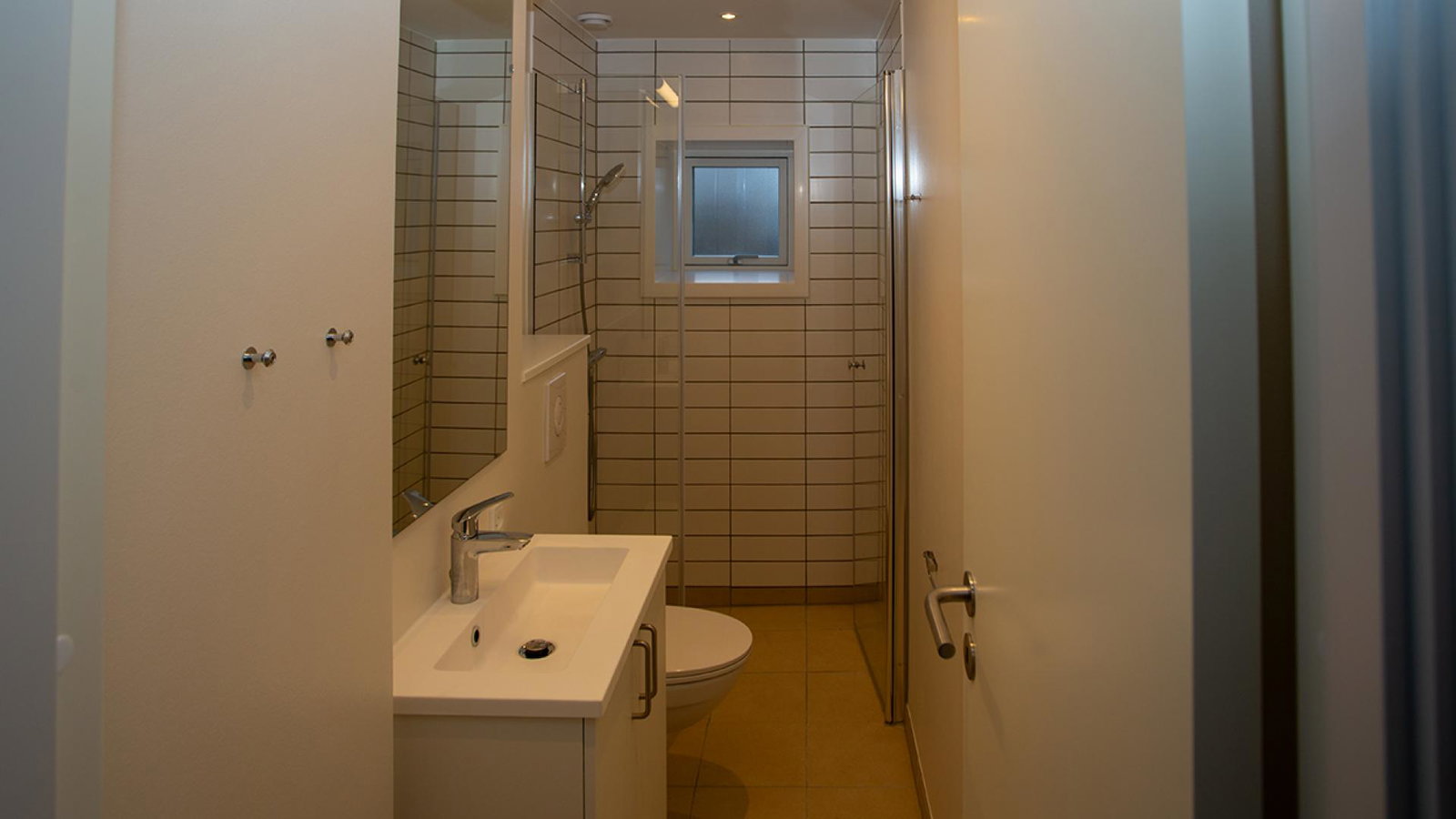 apartment Renoveret lejlighed med nye vinduer og gulve