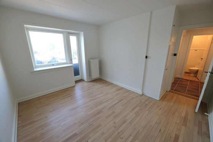 Spacious 3-room apartment with balcony in Frederikshavn - Rimmensgade, Frederikshavn - 2