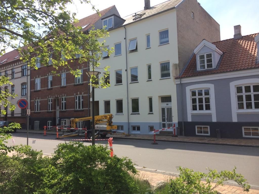apartment Lys 3. sals-lejlighed tæt på gågaden
