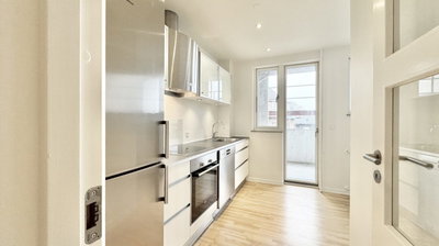 Bright 4-room apartment with large balcony - Palnatokesvej, Odense C - 2
