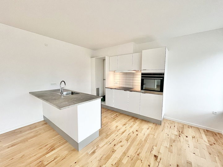 Title: Bright and Modern 3-Room Apartment in Aalborg - Kollegievej, Aalborg - 1