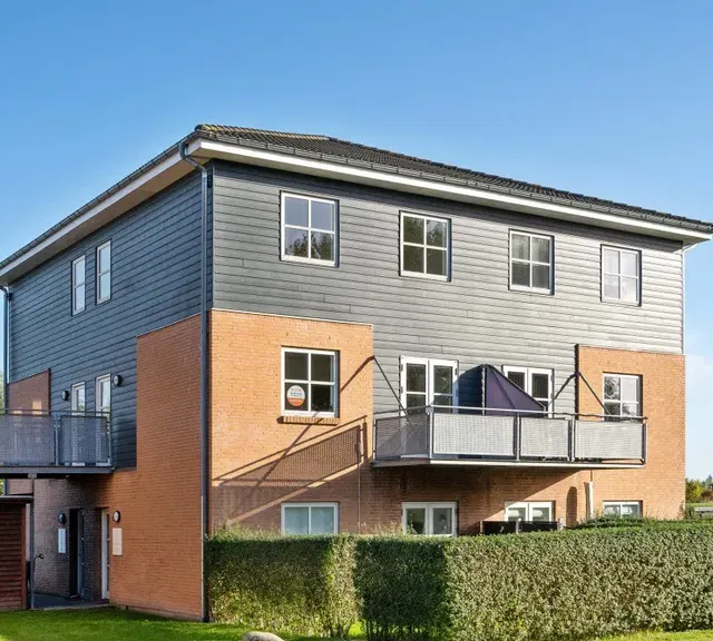 apartment 2-værelses bolig med have i Odense NØ
