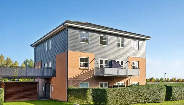 apartment 2-værelses bolig med have i Odense NØ