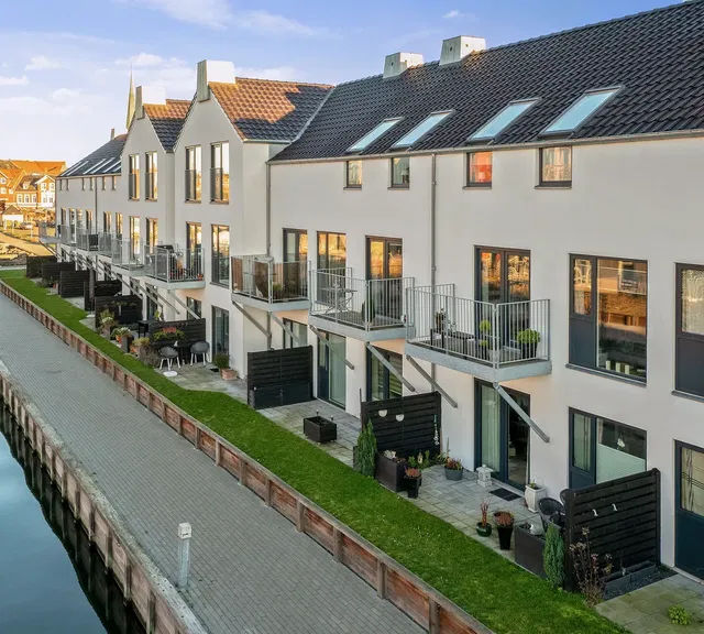 apartment 2-værelses bolig med kanaludsigt i Nyborg