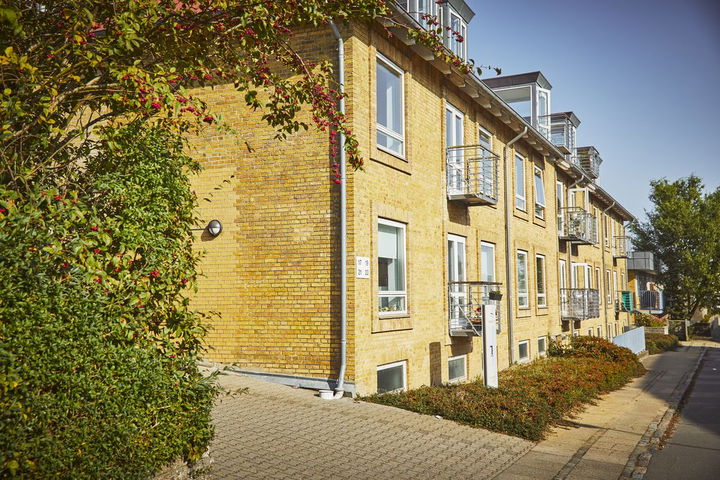 Lovely 3-Room Apartment - Bredgade, Ejby - 2