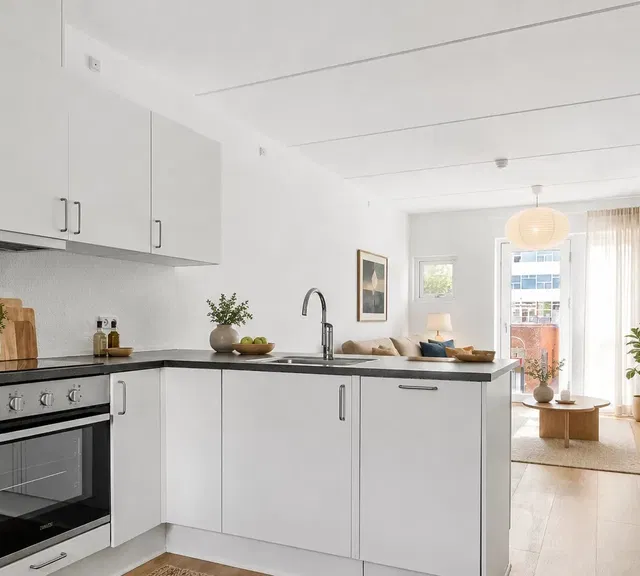apartment Lys 3-værelses lejlighed med fransk altan