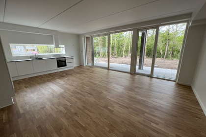 Skøn stor 4 værelses lejlighed med Vestereng som nabo! – billede 1