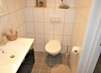 Central 2-værelses lejlighed tæt på fjorden - Lille Kongensgade, Aalborg - 2