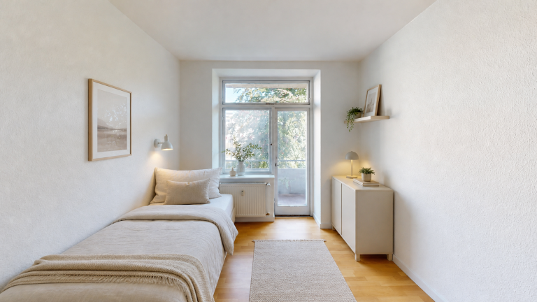 Shared-living friendly 3-room with two balconies – photo 6
