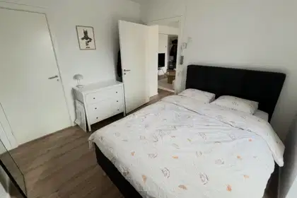 Bright and spacious 2-room apartment with south-facing balcony – photo 4