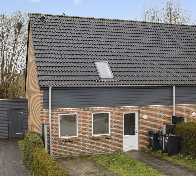 townhouse Rummeligt 5-værelses rækkehus på 119 m² i Odense NØ