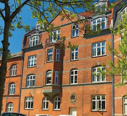 apartment Lys 2-værelses lejlighed med attraktiv beliggenhed i Odense C
