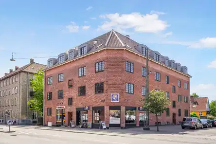 apartment Spacious 3-bedroom apartment near Vanløse center