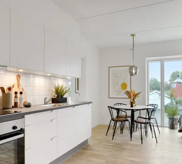 apartment Lys 3-værelses bolig med altan i Risskov