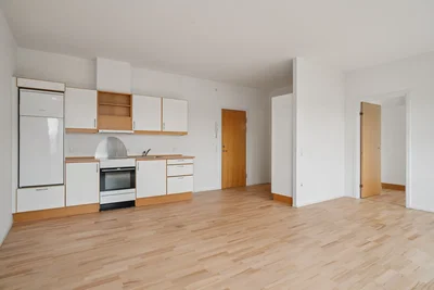 Central 2-Room Apartment with Good Transport Links - Sølvgade, Herning - 3
