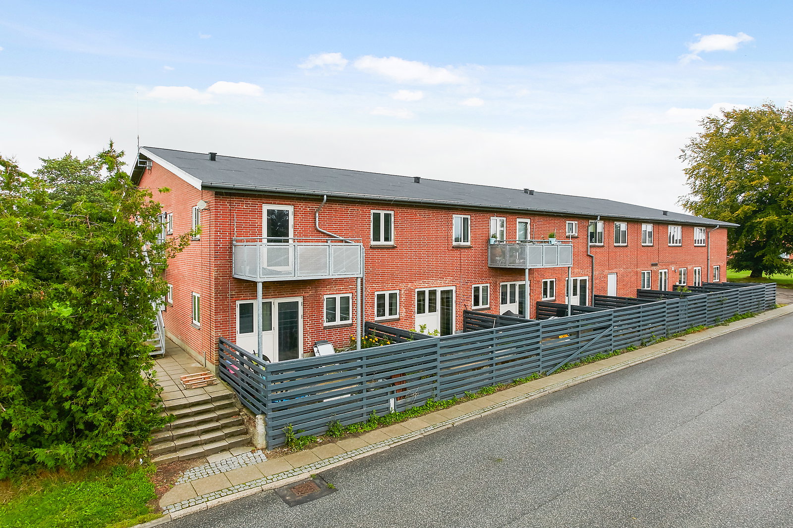 apartment 4 værelses lejlighed på 95m2 med altan