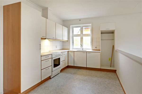 Lys 91 m² lejlighed i trygt område nær Femern Bælt - Østervej, Holeby - 0