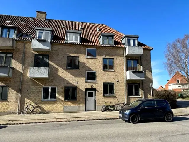 apartment Rummelig 3-værelses lejlighed nær Odense centrum