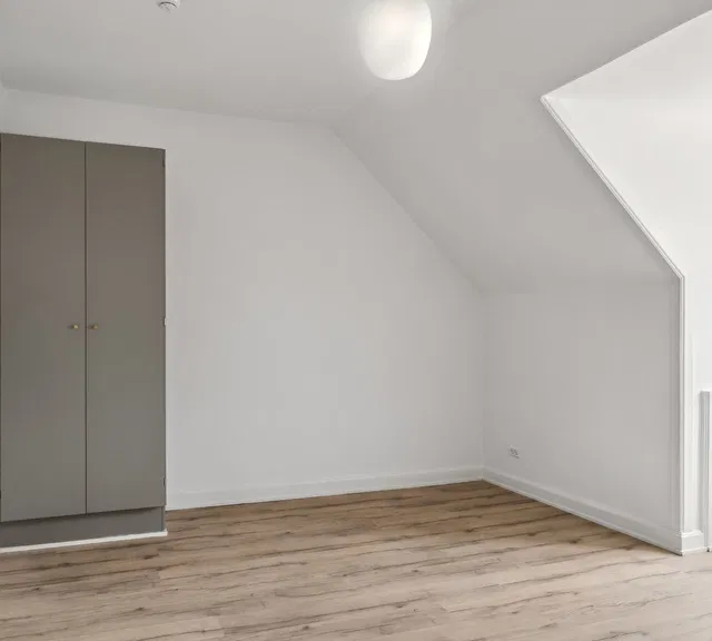 room Værelse med adgang til fælles bad og køkkener
