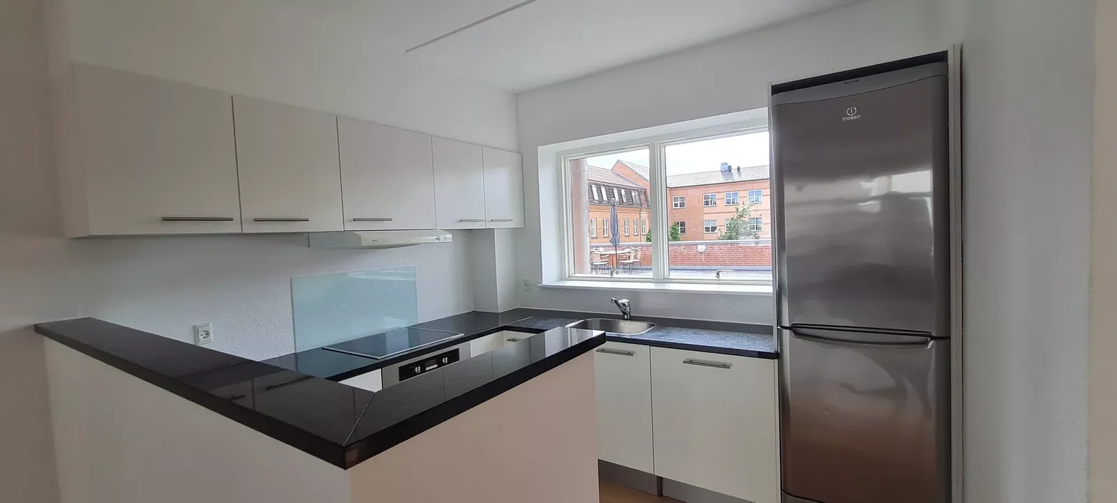 apartment Lys lejlighed i centrum på Skolegade