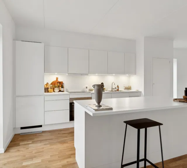 townhouse Welcome to this spacious 5-room townhouse!
