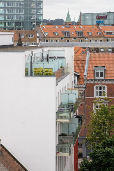 Central 2-værelses bolig med sydvestvendt altan - Amaliegade, Aarhus C - 2
