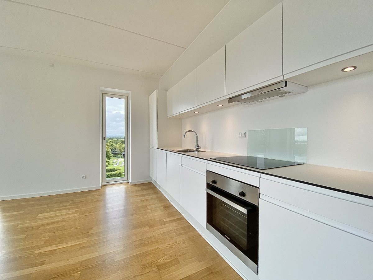 Bright 3-room apartment of 76 m² in Aalborg East – photo 2