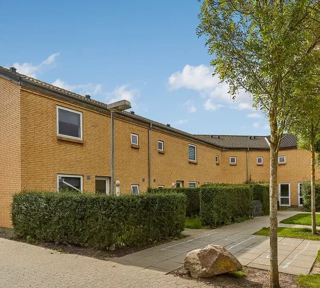 apartment Family-friendly 2-room home of 71 m² in Odense NE