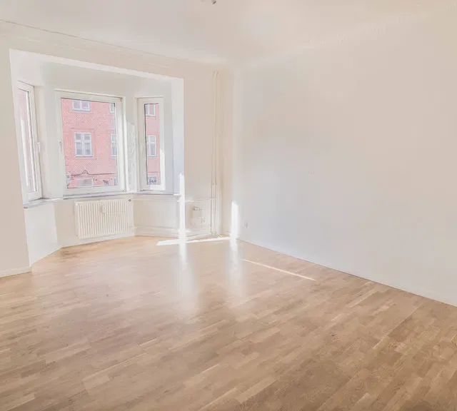 apartment Newly renovated two-room apartment with all white goods